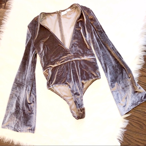 Some days lovin’ xsmall bodysuit - Picture 2 of 5